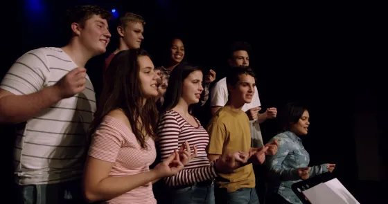 Level Up School Performances with Immersive Visuals